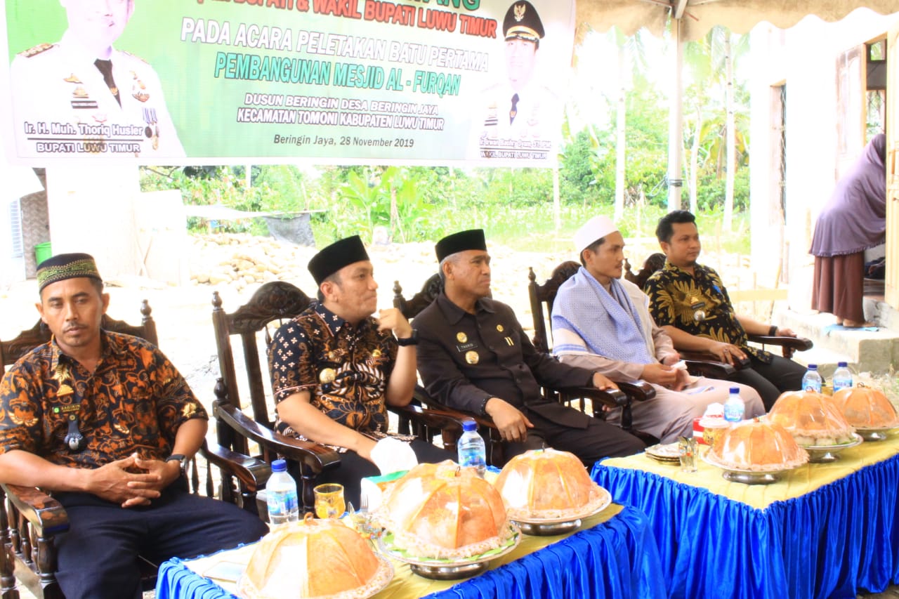 Husler Dan Irwan Kompak Letakkan Batu Pertama Pembangunan Masjid Al