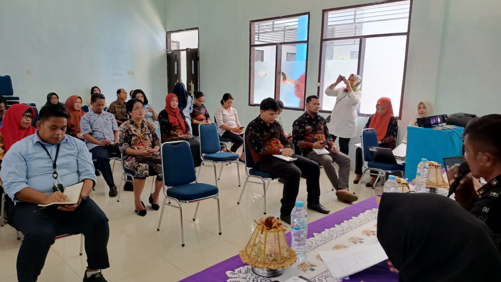 Tingkatkan Peran Mitra Kerja, Dinas P2KB Lutim Gelar Sosialisasi ...