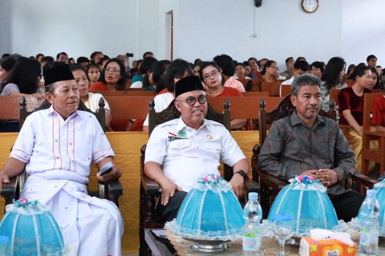 Budiman Hadiri Peneguhan Pendeta Gereja Toraja Jemaat Baku Klasis